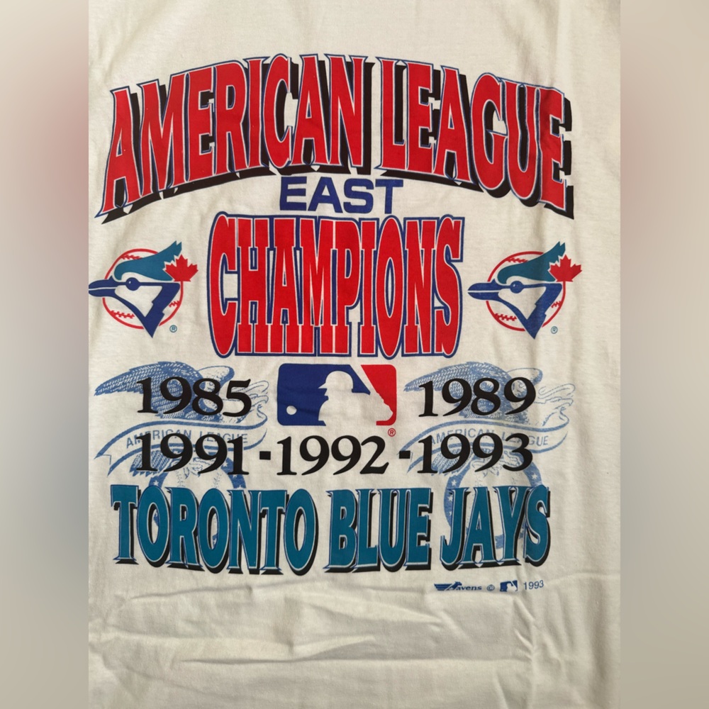 Vintage 90’s American League east Champions - Toronto Blue Jays